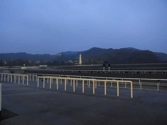 高知競馬の収支状況について | 高知県庁 ...