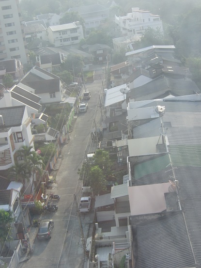 異国の地で朝を迎えて、、、