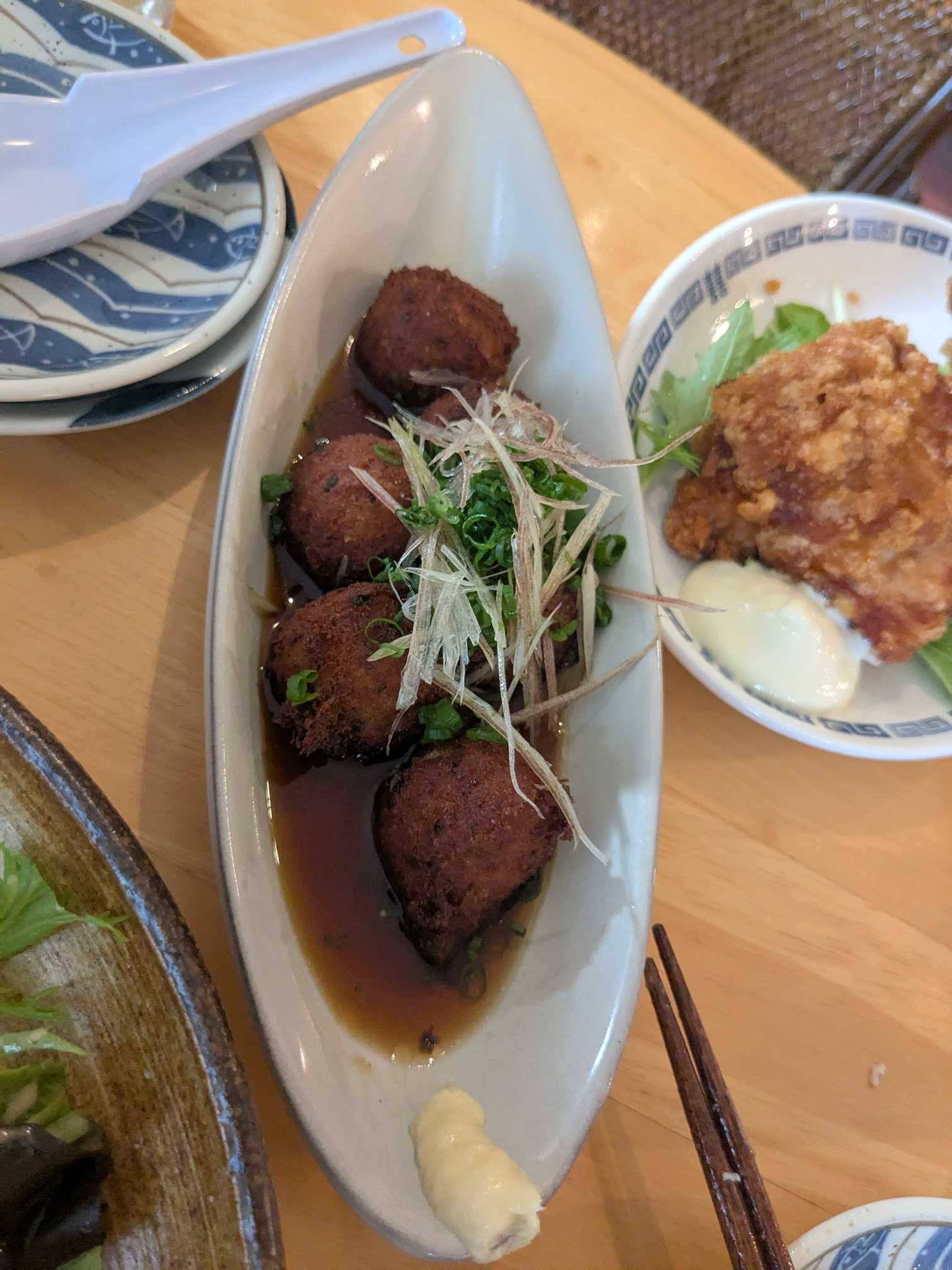 西表島　子連れ夕食　居酒屋がぶまる　島魚のさつま揚げ　大根おろし