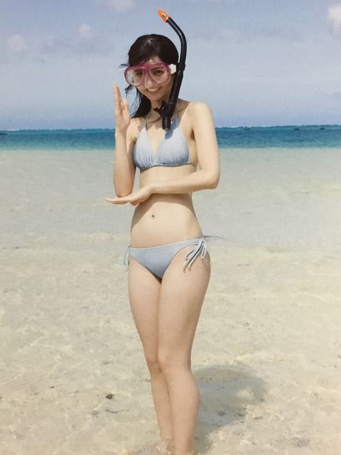 ☆乃木坂46♪齋藤飛鳥の写真集『潮騒』20万部突破！22回目重版！ | ルゼルの情報日記 - 楽天ブログ