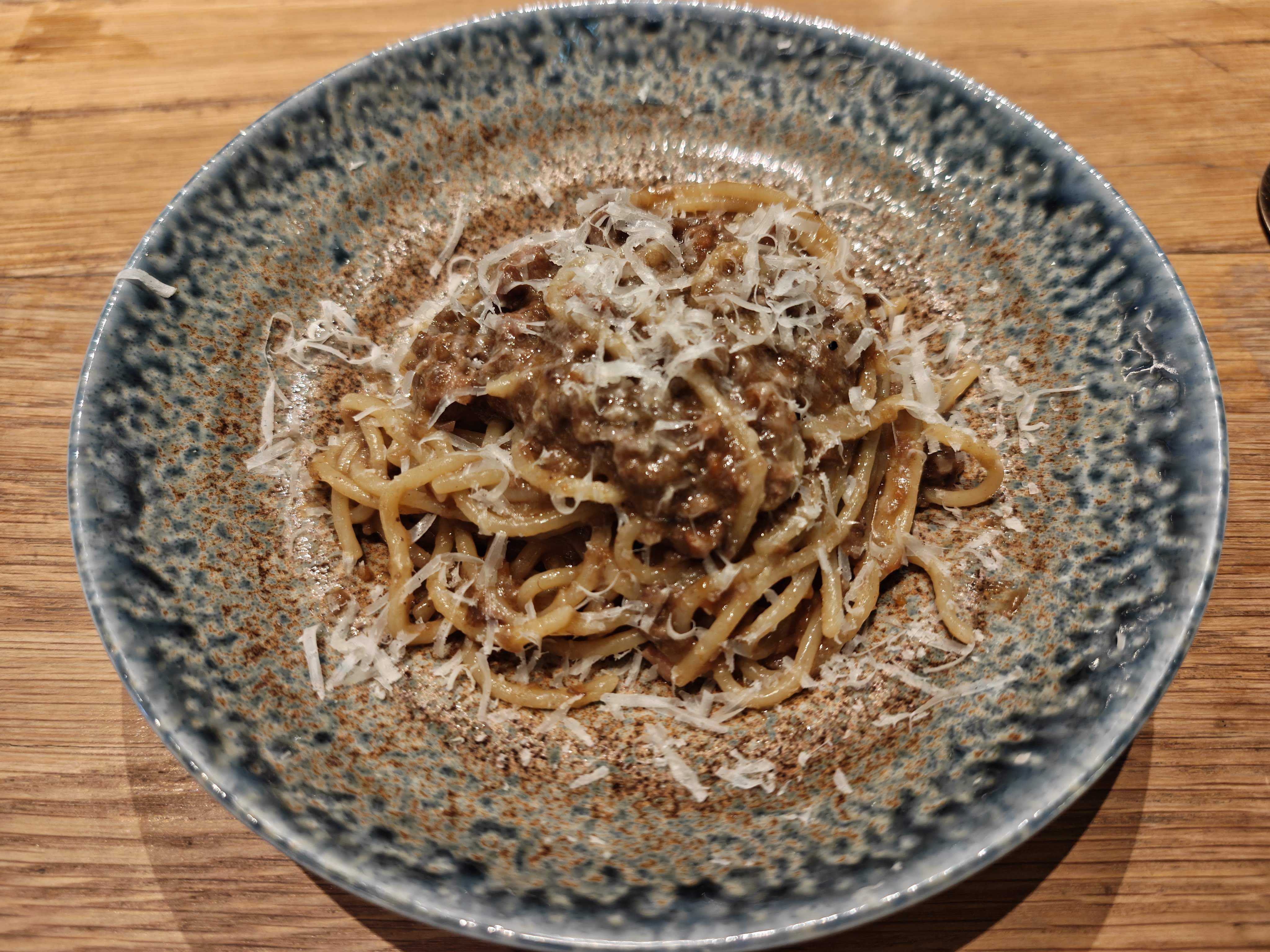 虎ノ門横丁　リオレに夢中　ランチ　特製ボロネーゼ