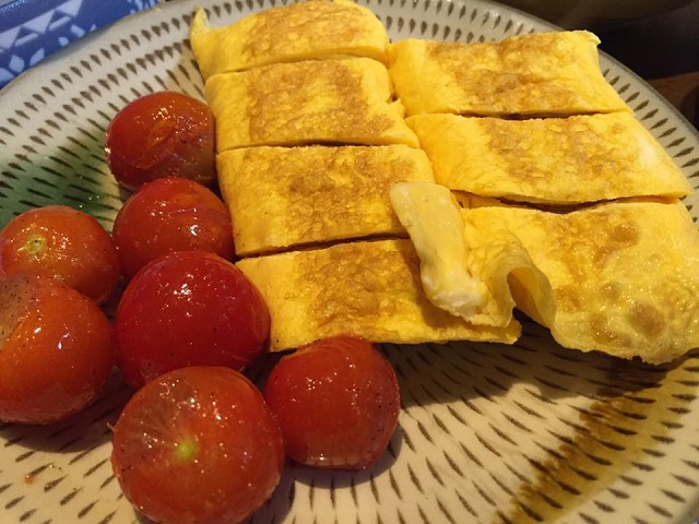 玉子焼＆トマト.jpg