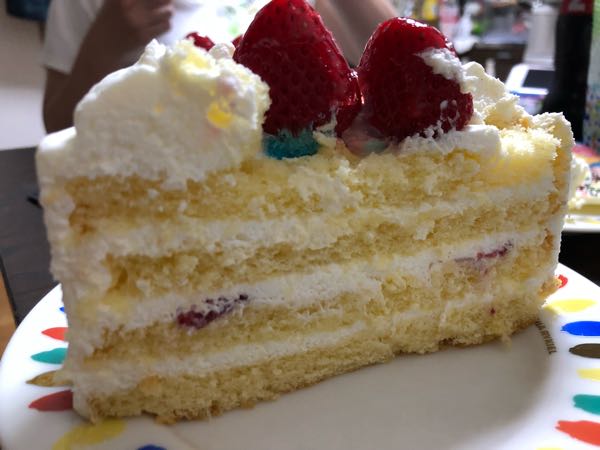 枚方市のパティスリージョーカーというケーキ屋さんが不思議の国のアリスっぽくてヤバイ Forester Life Blog