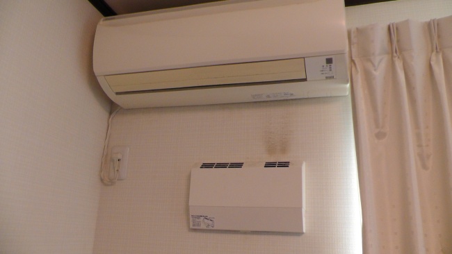 熱交換型換気扇とエアコンのマズイ位置関係について