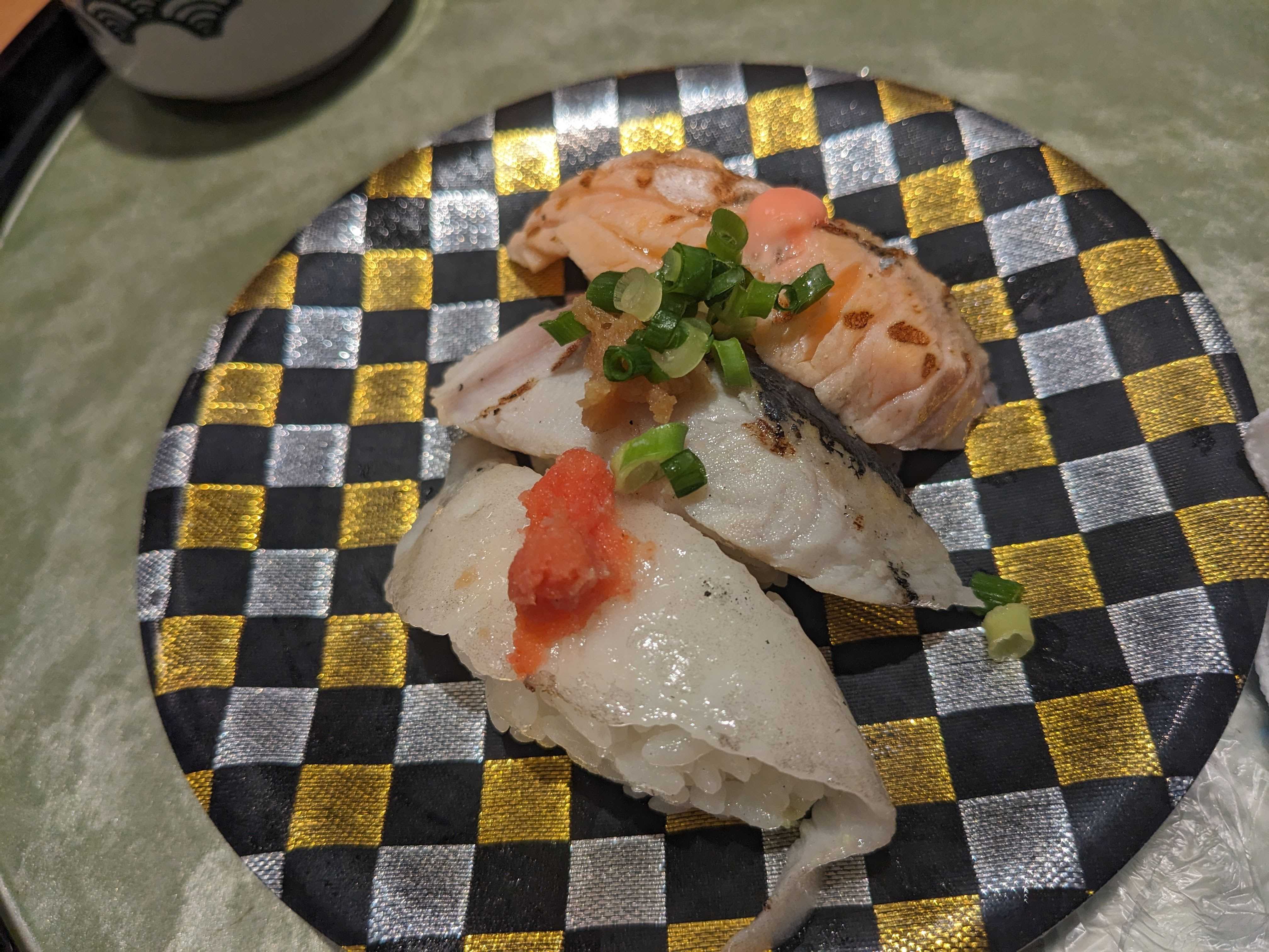地魚回転寿司 丸藤　炙りづくし