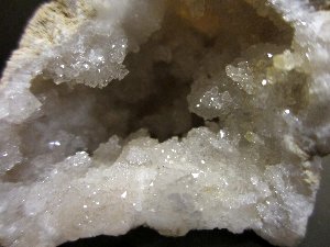 水晶ジオード