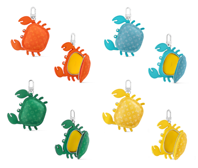 M01929-M01932-lv-crab-bag-charm