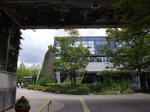 大阪市立自然史博物館2017年9月中旬1　花と緑と自然の情報センター