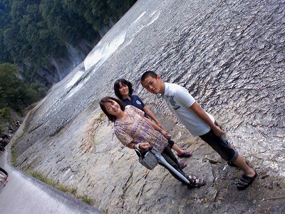 20110810 猿ケ京温泉旅行 (3)　吹き割りの滝s-.jpg