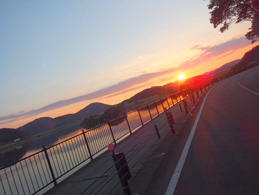 夕暮れ.jpg