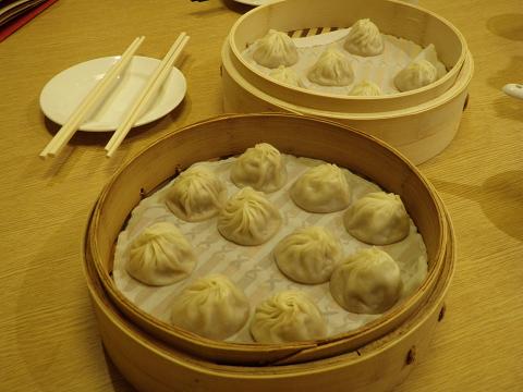 セット２　小龍包