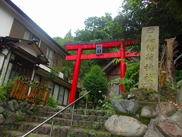 西森稲荷神社.jpg