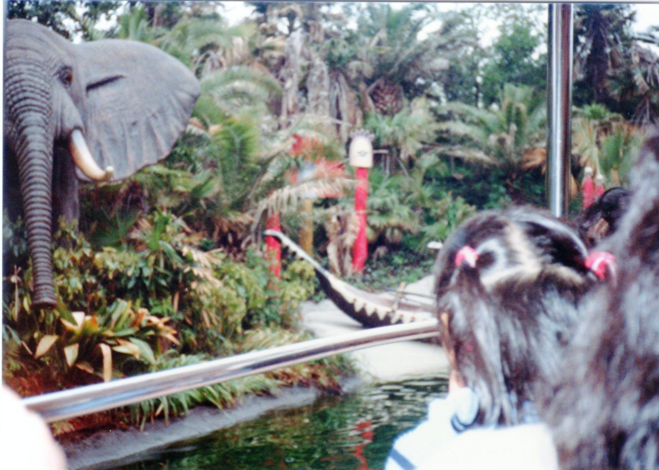1983年4月15日 昭和58年 東京ディズニーランド開園 | ラスベガス