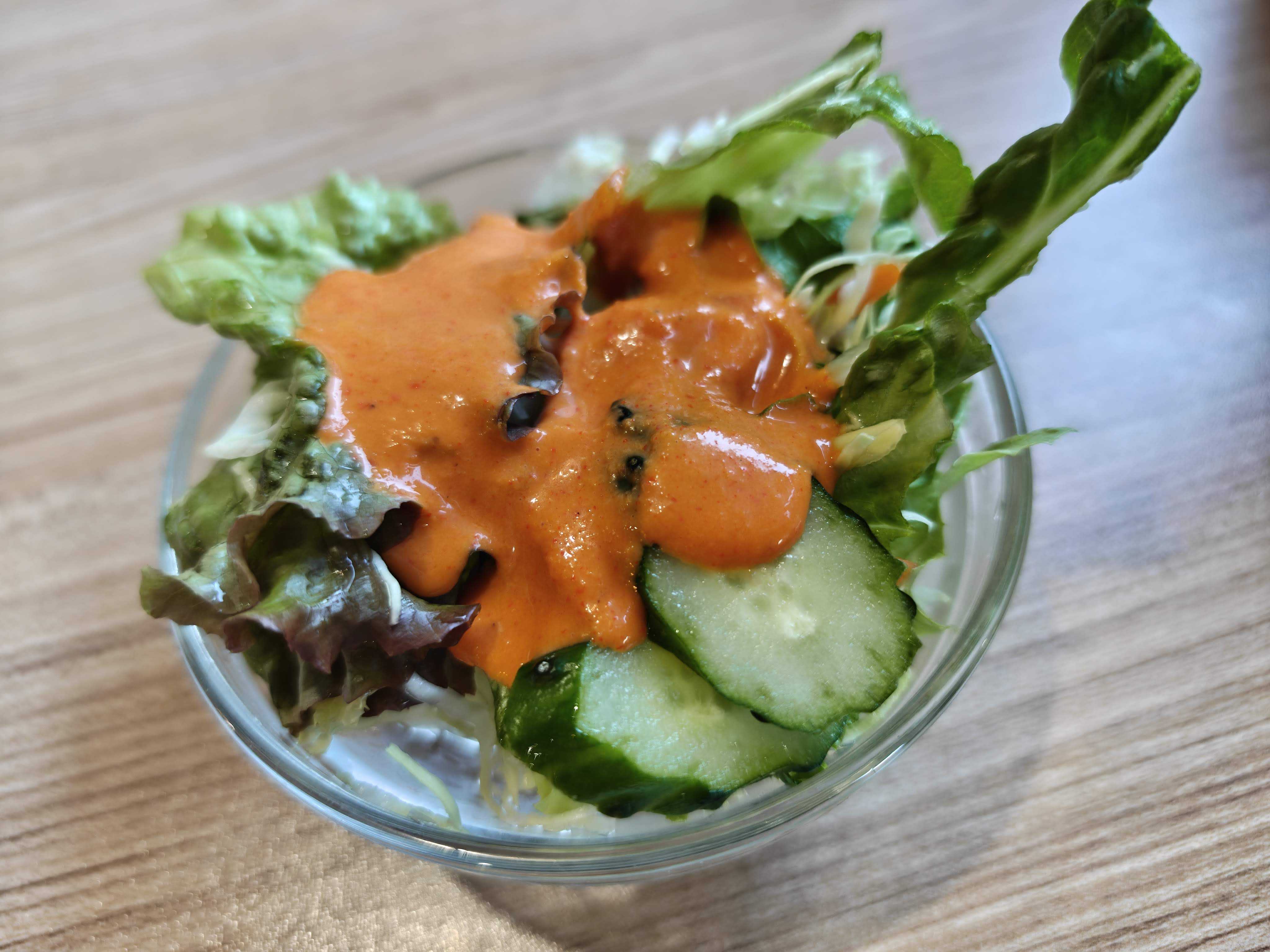 JR津田沼駅　インド料理　ロータス　ランチ　Aセットのサラダ