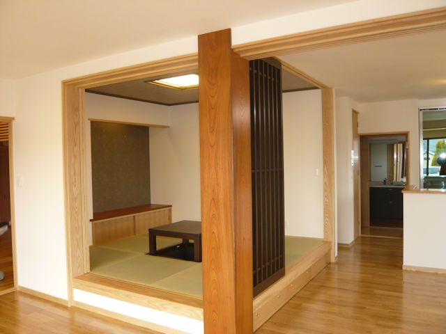 ケヤキの大黒柱 | 坂本工務店のブログ - 楽天ブログ