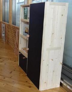 側面からみた家具