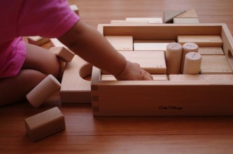 オークヴィレッジ「寄木の積木」