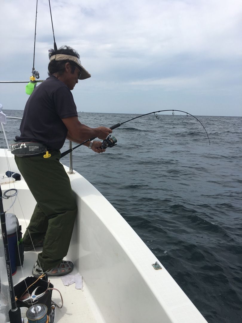 ひっしぉで入れ食いからの撃沈 鳴門ジギングオンリー 釣りまるのブログ 楽天ブログ