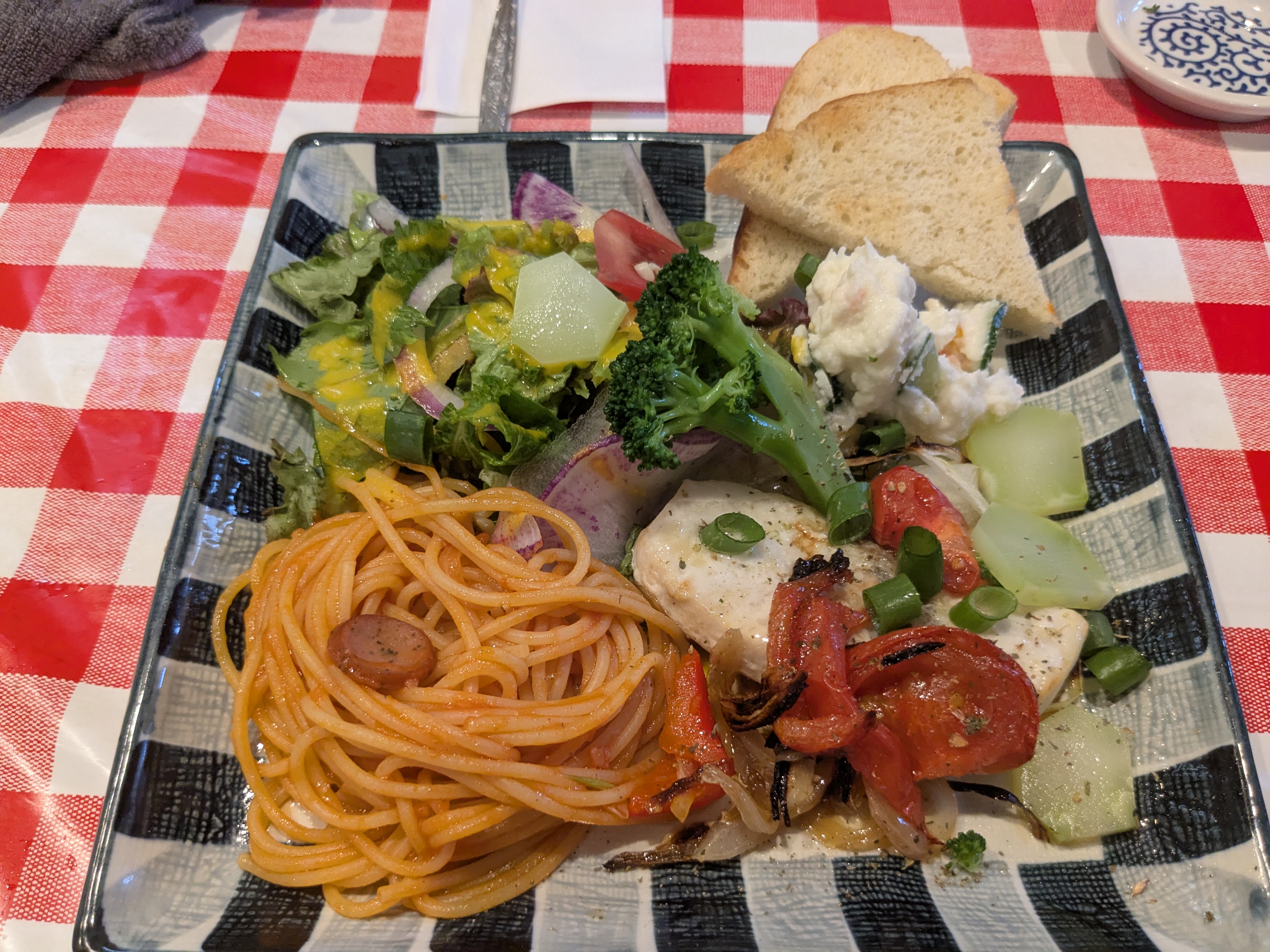 勝浦市串浜　子連れランチ　ワンプレートランチ