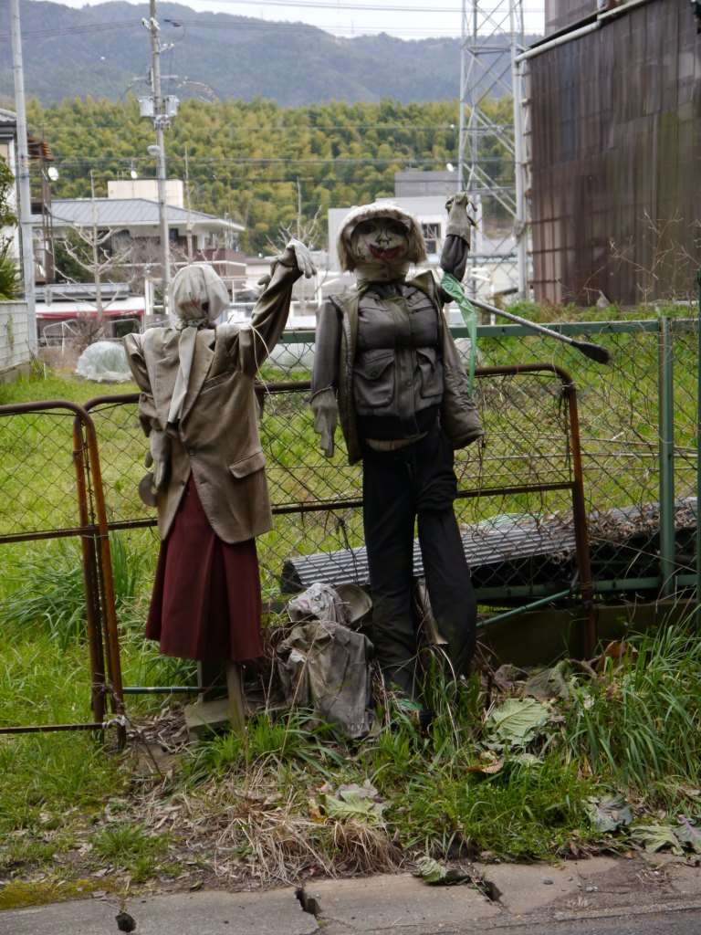 P1060447（かかし）.jpg