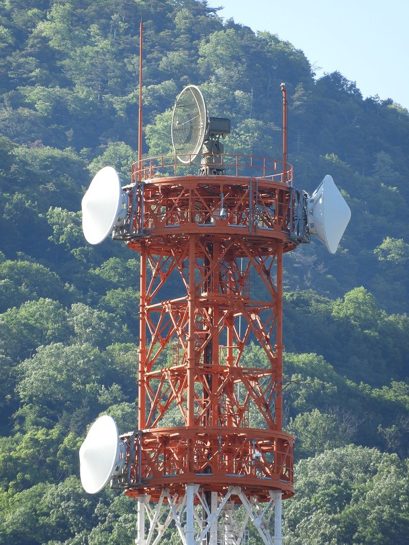 海上自衛隊のC4Iシステムの鉄塔が2基。 | 気ままな生活 - 楽天ブログ