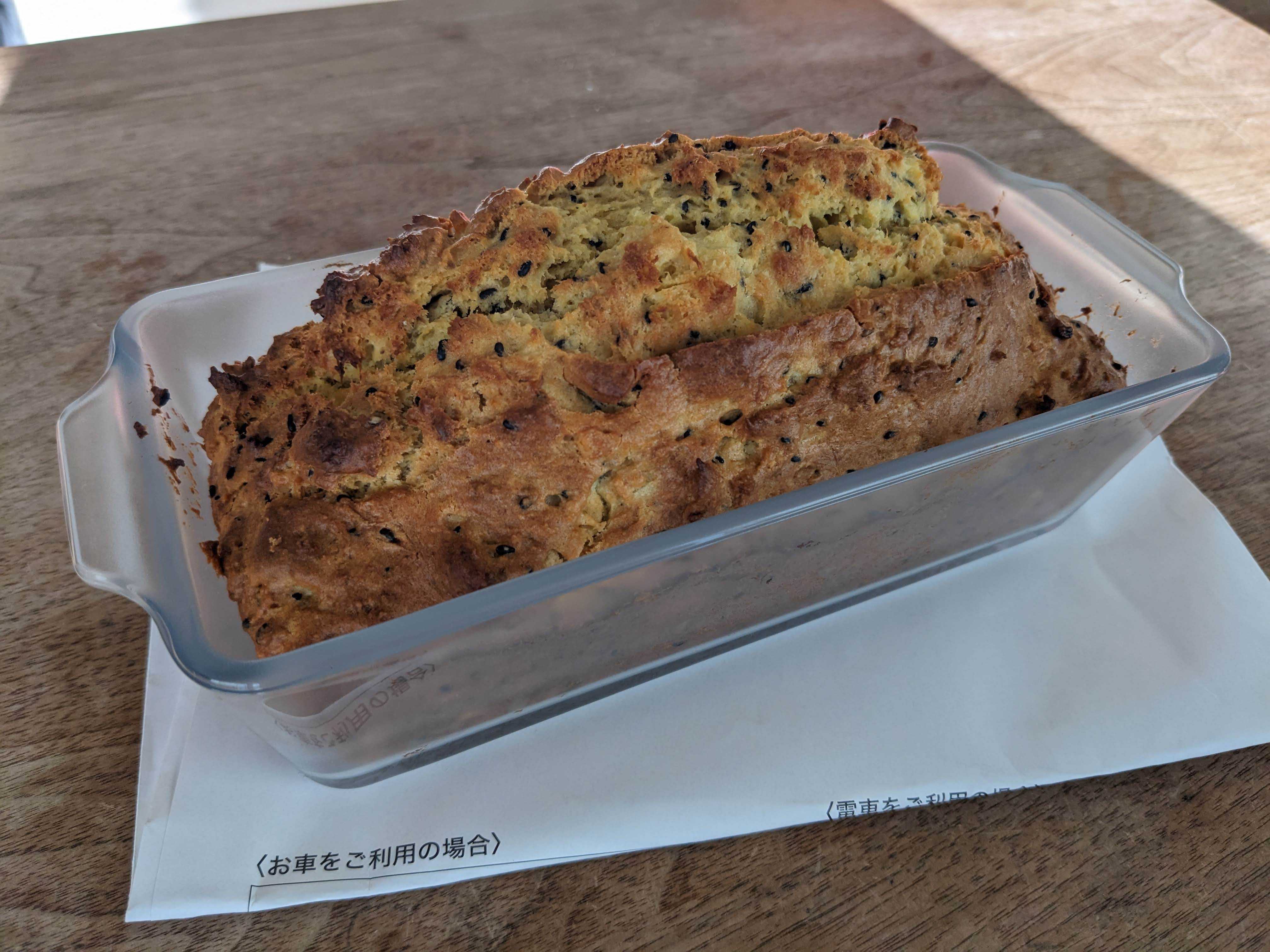 幼児と一緒に料理　ホットケーキミックスでさつまいもパウンドケーキ作り　セラベイクはくっつかないのでおススメ