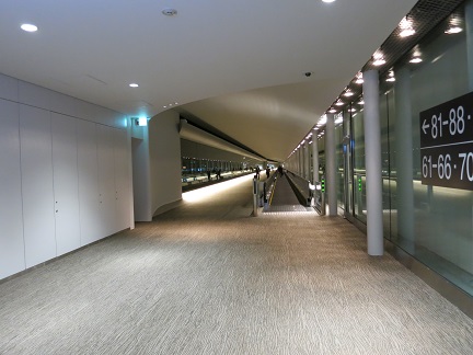 ゲートへ7.jpg