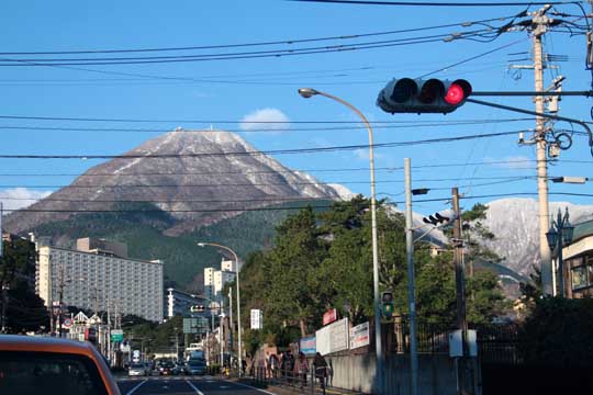 鶴見岳
