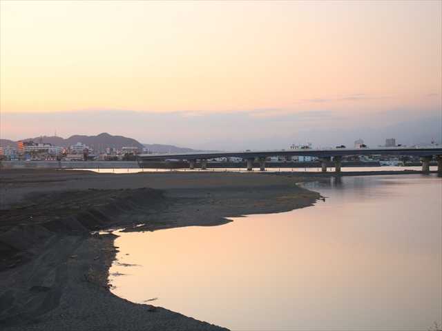 茅ケ崎市自転車貸出事業 2 湘南大橋 東岸からの夕陽 おじん０５２３のヒロ散歩 楽天ブログ