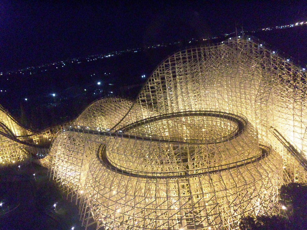 ホワイトサイクロン