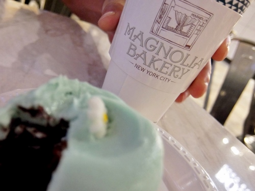 マグノリア ベーカリー(Magnolia Bakery Cafe)　アラモアナ　Hawaii　ハワイ
