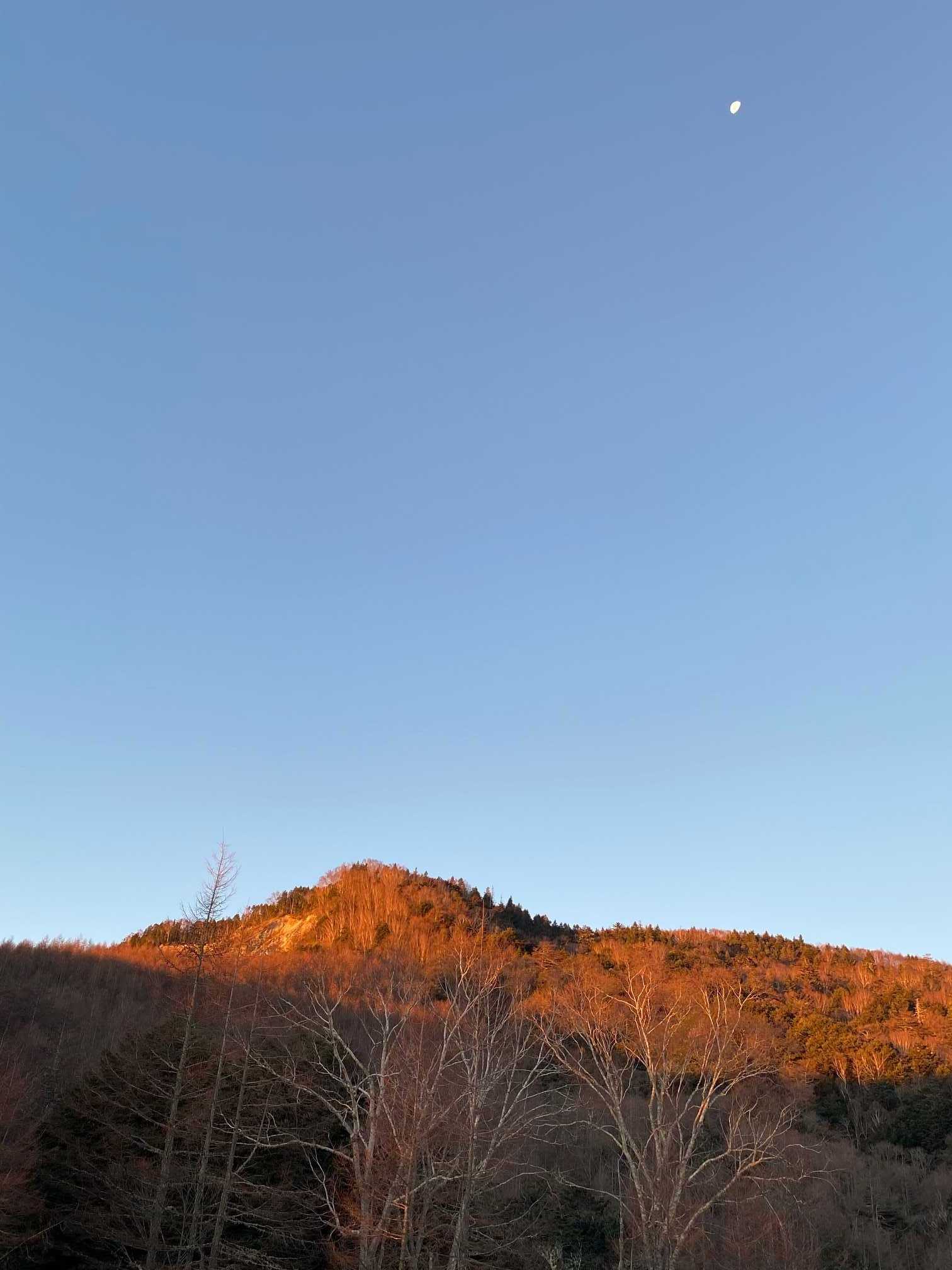 冬の七面山（1,982m・山梨百名山）に登る（5）敬慎院からのご来光 | 醍醐山と下部（しもべ）温泉 - 楽天ブログ