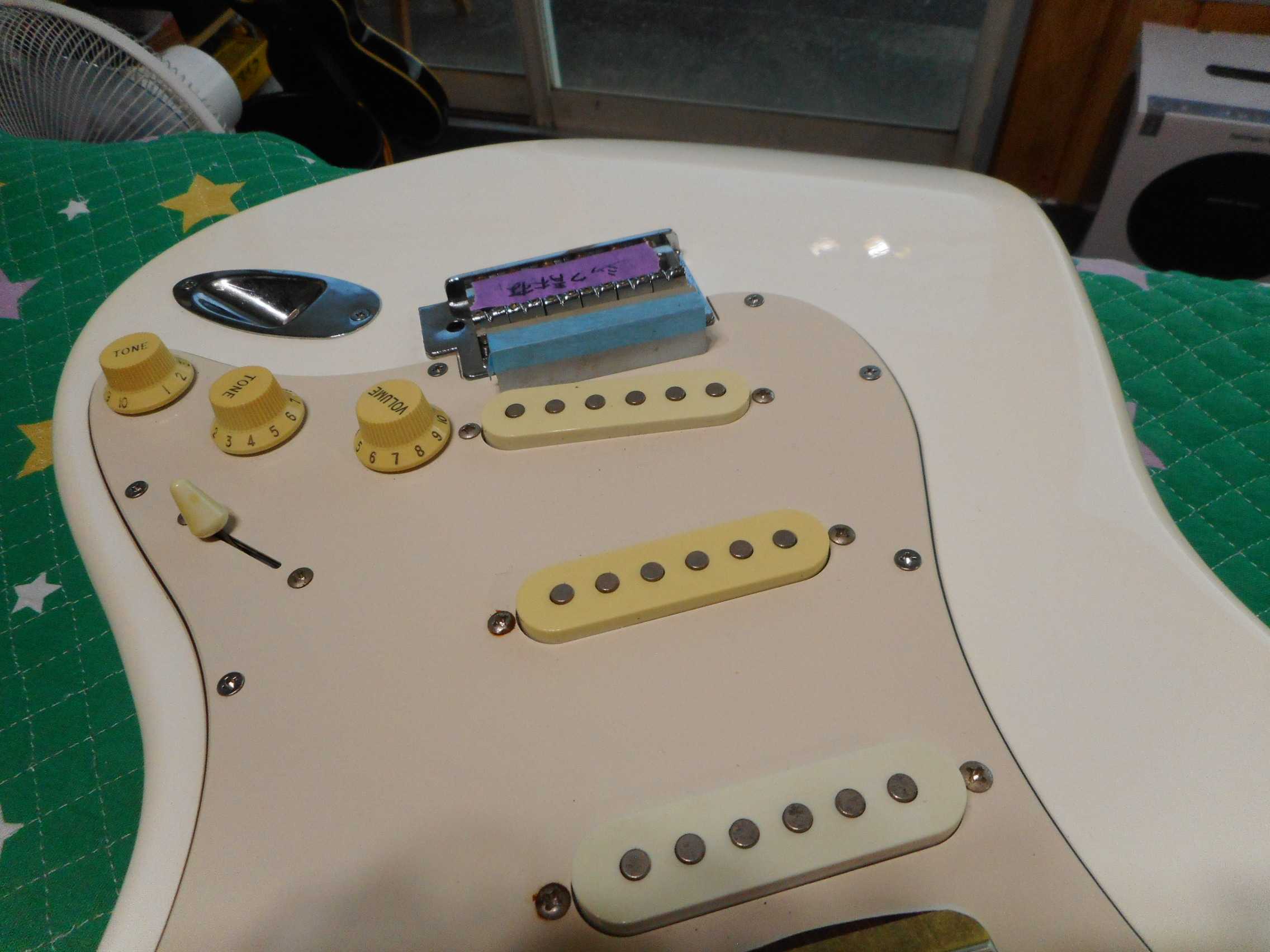 🌸Fender？ StratoCaster 捻じれたネックのセッティング | 青春の