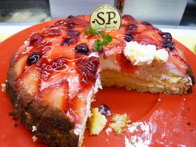 ベリーのケーキ