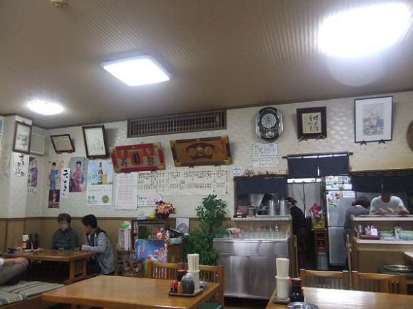 廣苑＠平塚の店内