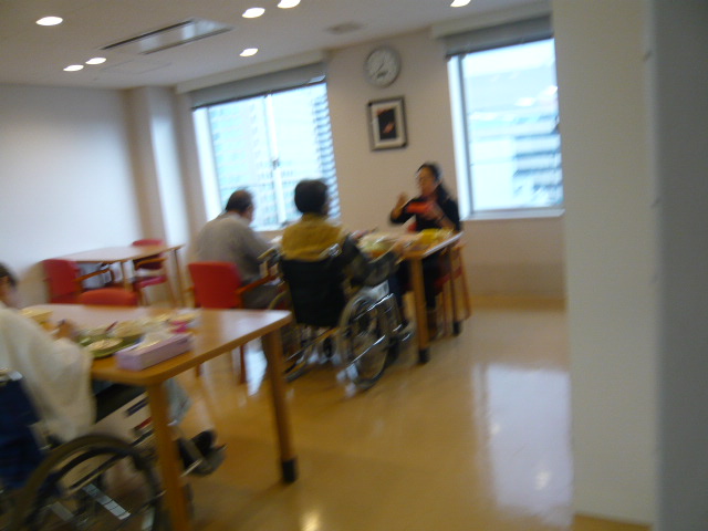 内山某