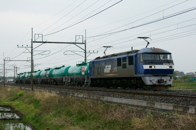 2012.4.25　5561ﾚ？　EF210-173