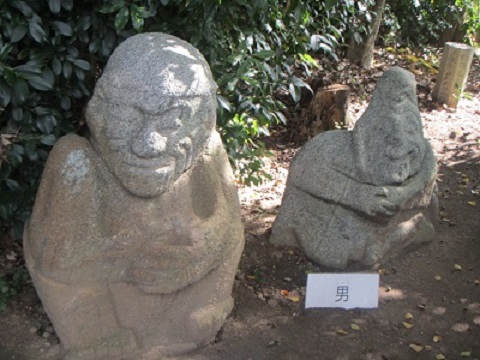 １－１７吉備墓男女.jpg