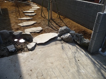 tobiishi-01.jpg