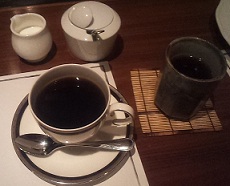 青山牛彩　コーヒー