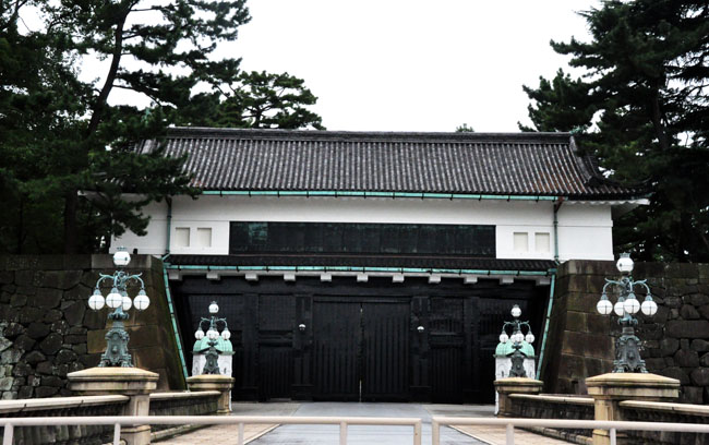 皇居の門