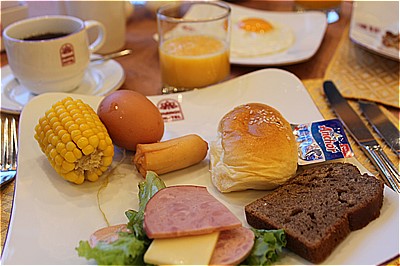朝食