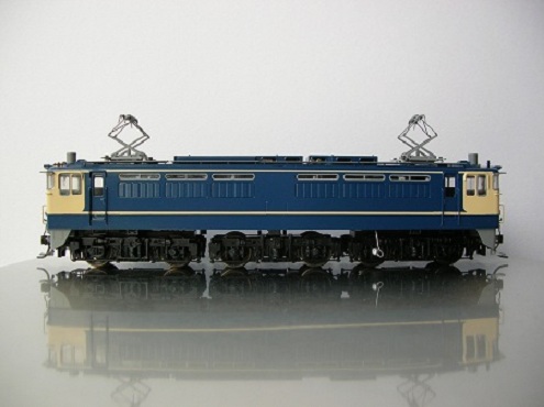 EF65-1100