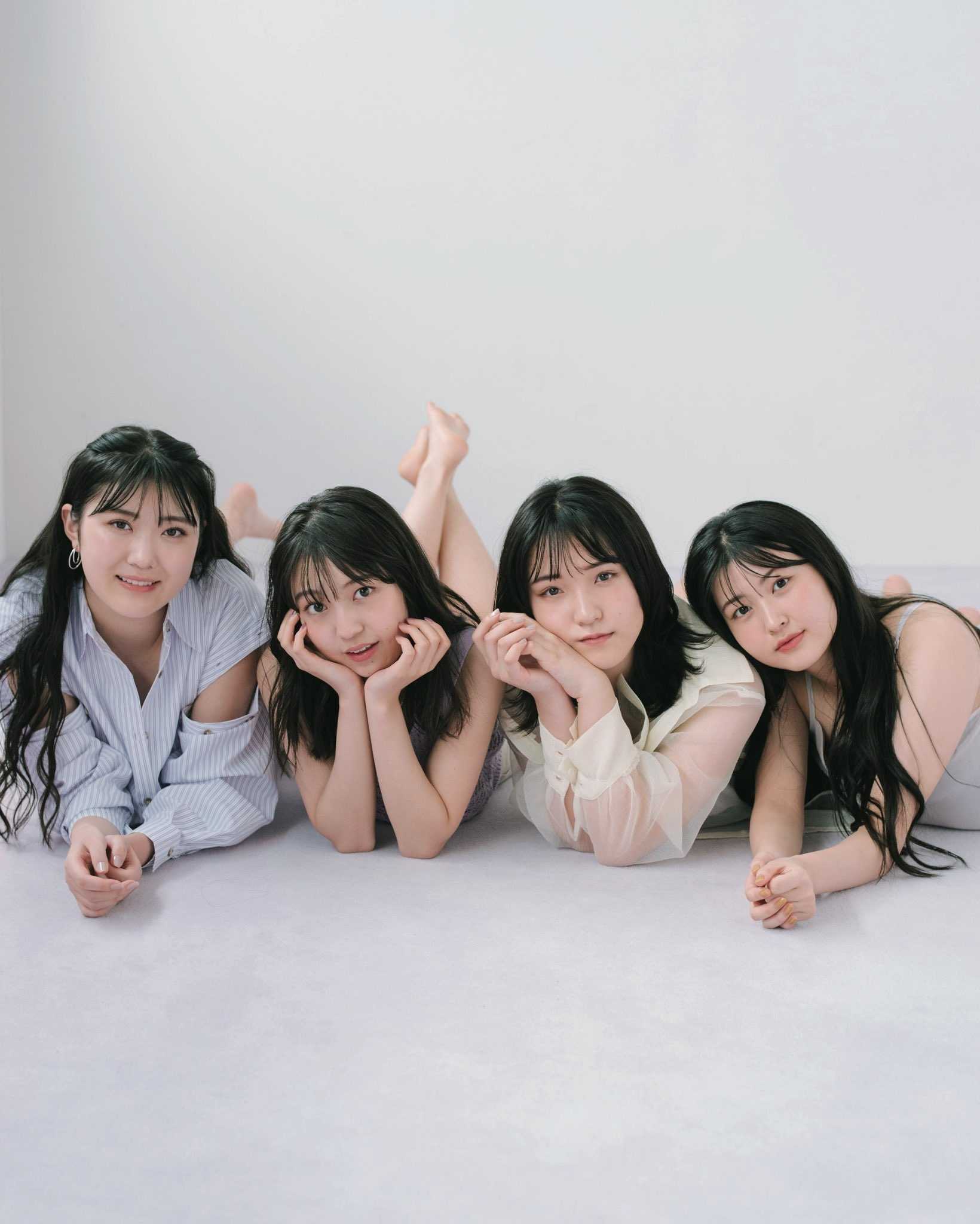 小林萌花・島倉りか・西田汐里（BEYOOOOONDS）】女性セブンの