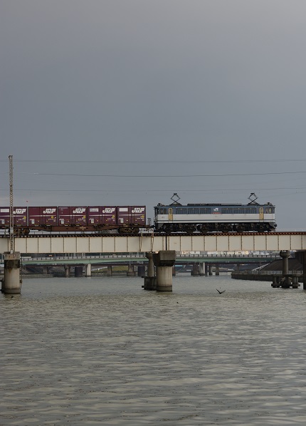 EF65-2070 2015.01.27 5087レ D7100.jpg