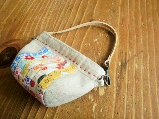 ファスナーチビころ　持ち手　お財布