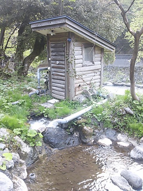 自作水力発電のバッテリー交換 フライフィッシャーくつろぎの山小屋 楽天ブログ