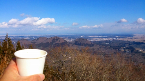 s-20140122笹倉山絶景でコーヒー.jpg