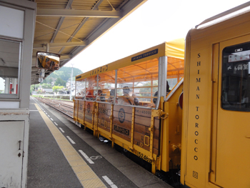 しまんトロッコ車両