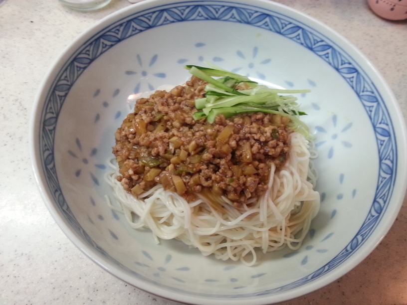 肉味噌のせ素麺